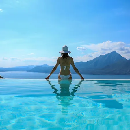 Villa Podere Sabaina, Private Mit Pool, Seeblick Und 3 Wohneinheiten Zur Alleinnutzung
