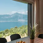 فيلة Podere Sabaina, Private Mit Beheiztem Pool, Seeblick Und 3 Wohneinheiten Zur Alleinnutzung توري ديل بيناكو