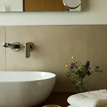 Podere Sabaina, Private Mit Beheiztem Pool, Seeblick Und 3 Wohneinheiten Zur Alleinnutzung فيلة توري ديل بيناكو