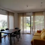 Podere Sabaina, Private Mit Beheiztem Pool, Seeblick Und 3 Wohneinheiten Zur Alleinnutzung فيلة *