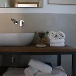 Podere Sabaina, Private Mit Beheiztem Pool, Seeblick Und 3 Wohneinheiten Zur Alleinnutzung فيلة *