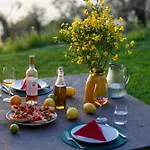 Podere Sabaina, Private Mit Beheiztem Pool, Seeblick Und 3 Wohneinheiten Zur Alleinnutzung