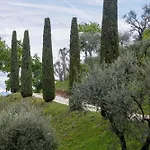 Podere Sabaina, Private Mit Beheiztem Pool, Seeblick Und 3 Wohneinheiten Zur Alleinnutzung فيلة *