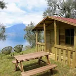 Podere Sabaina, Private Mit Beheiztem Pool, Seeblick Und 3 Wohneinheiten Zur Alleinnutzung *
