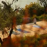 فيلة Podere Sabaina, Private Mit Beheiztem Pool, Seeblick Und 3 Wohneinheiten Zur Alleinnutzung توري ديل بيناكو